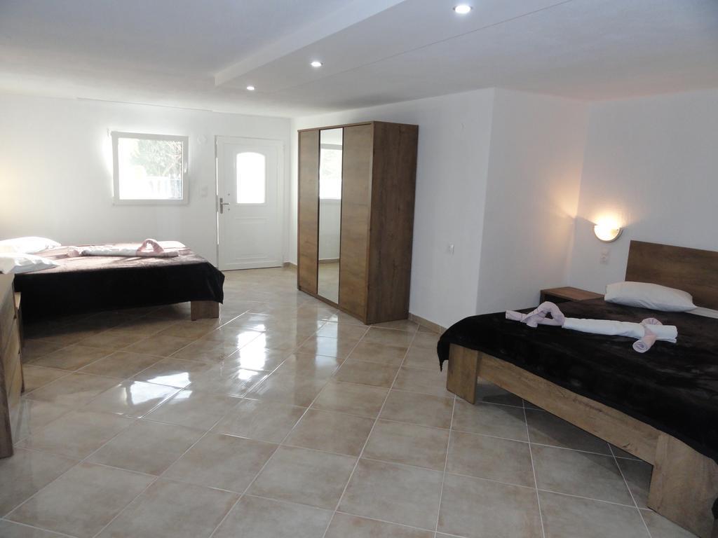 Delfini House Apartman Aszproválta Kültér fotó