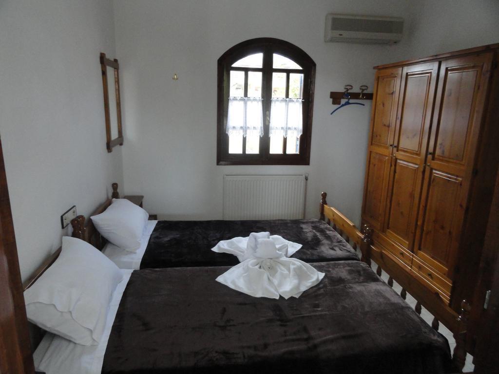 Delfini House Apartman Aszproválta Kültér fotó